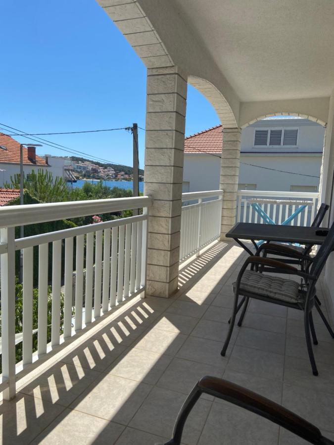 House Mare Apartment Trogir Exterior photo