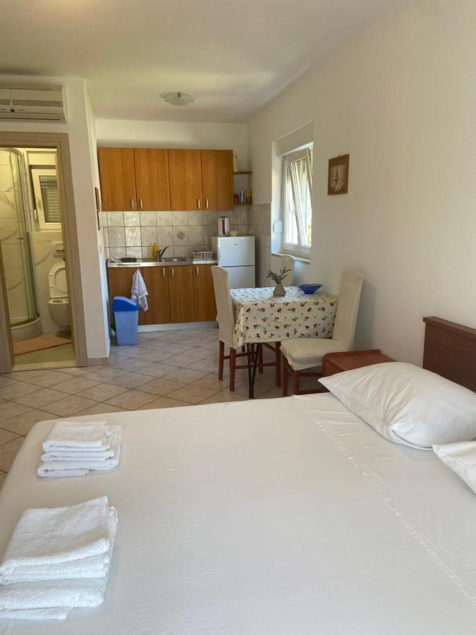 House Mare Apartment Trogir Exterior photo