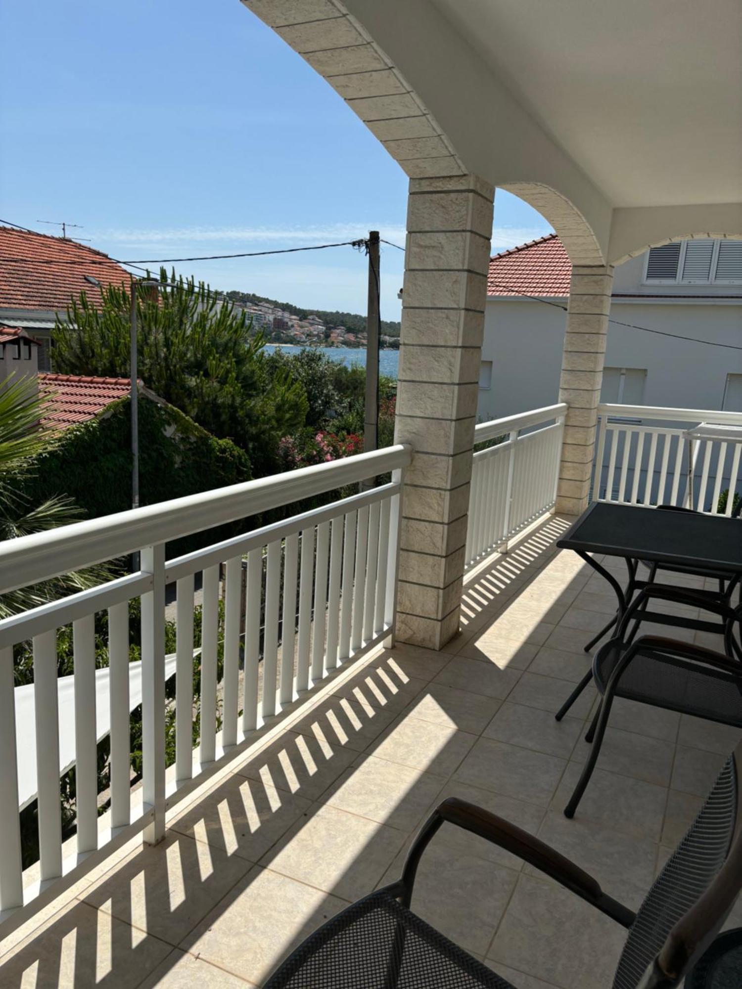 House Mare Apartment Trogir Exterior photo